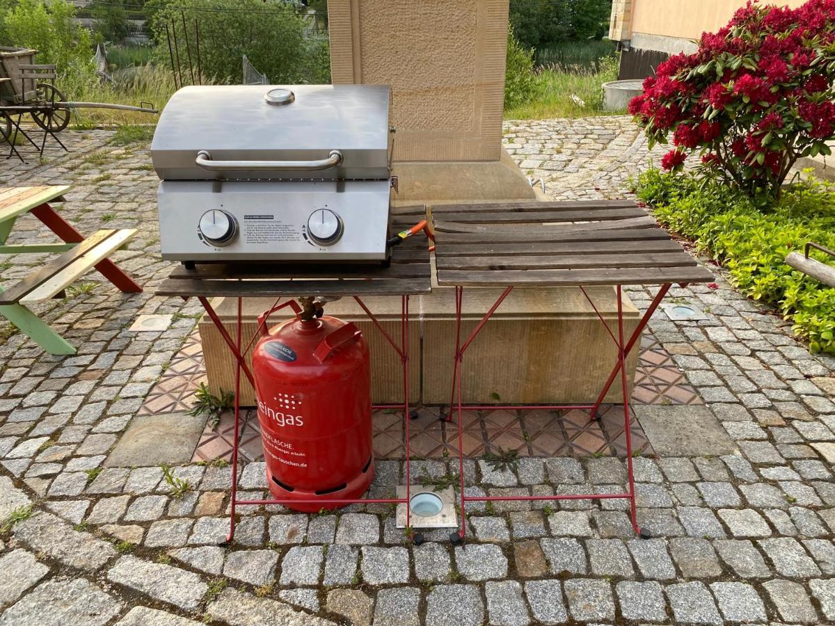 Ferienwohnung Wachstube Mit 3 Schlafraeumen Im Rittergut Leppersdorf Wachau Exterior photo